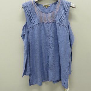 NWT Democracy Periwinkle Blue Cold Shoulder Top - size 1X but fits like a Large